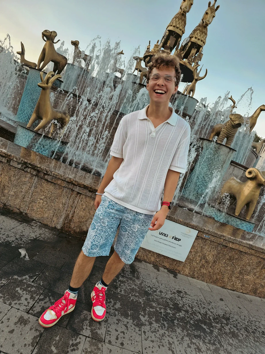 altImages. altImages.