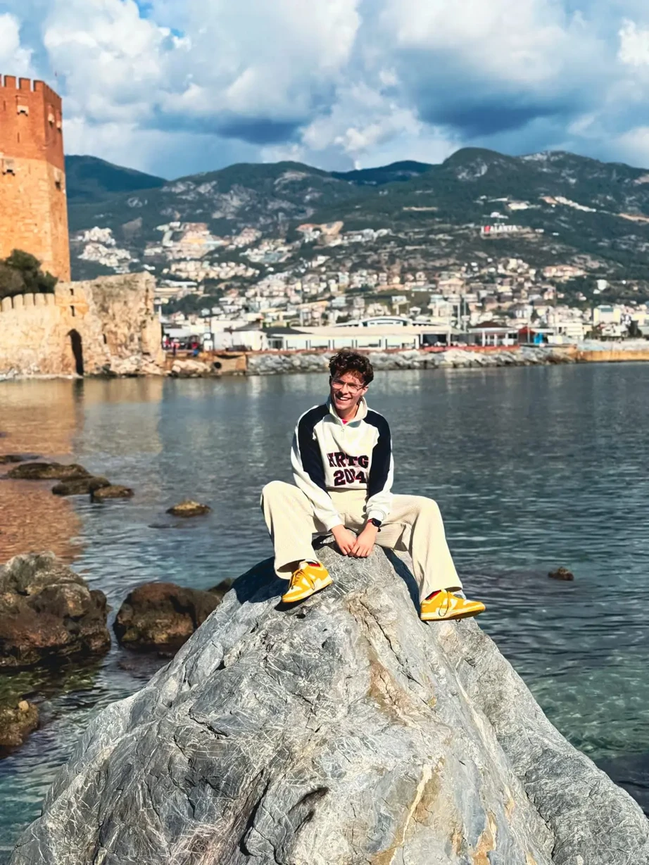 altImages. altImages.